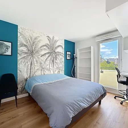 Cosy Avec Balcon Et Parking *